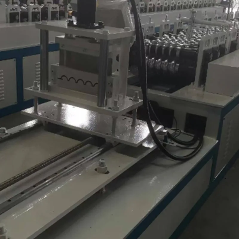 Servo Non-Stop Roll Forming Machine